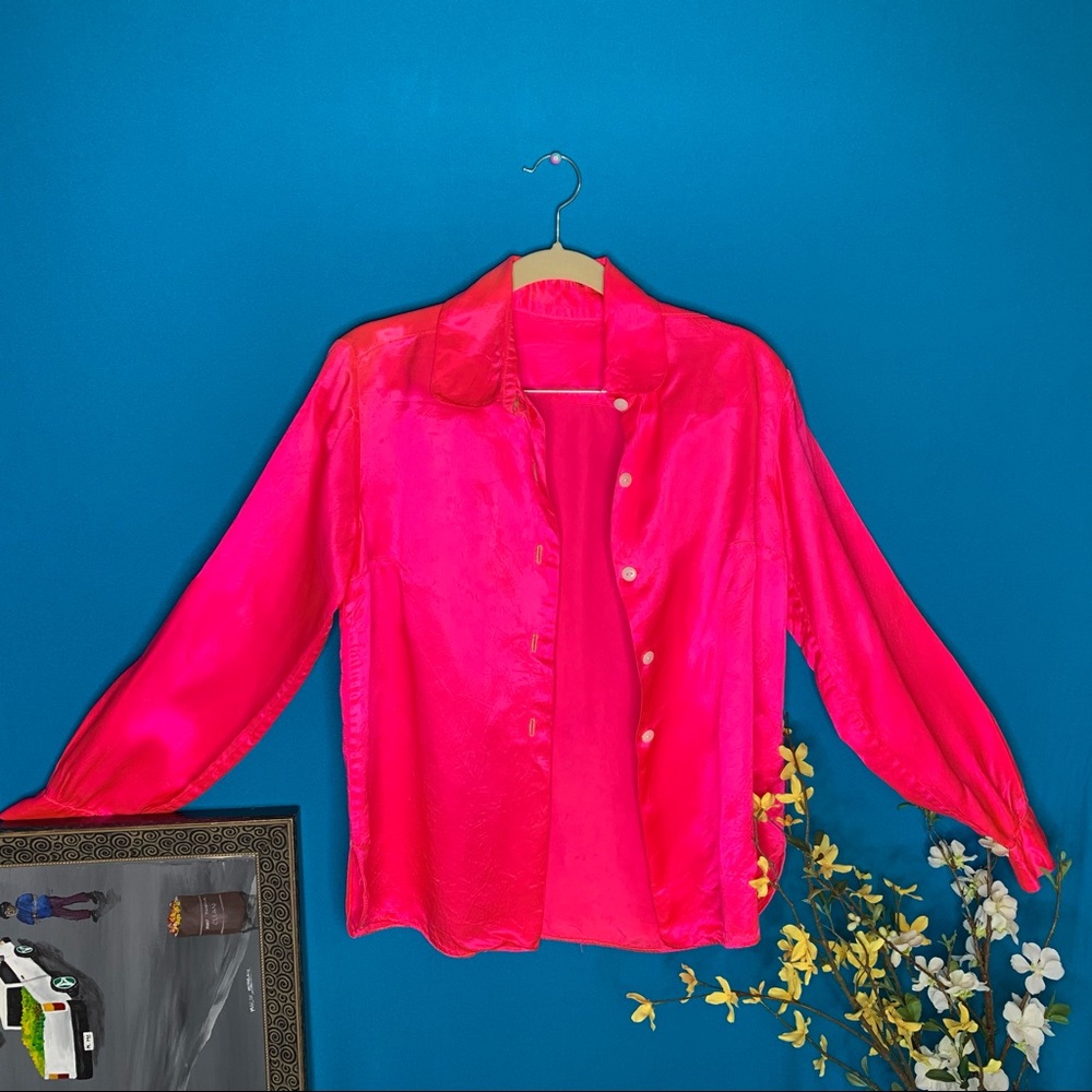 Woman’s pink top